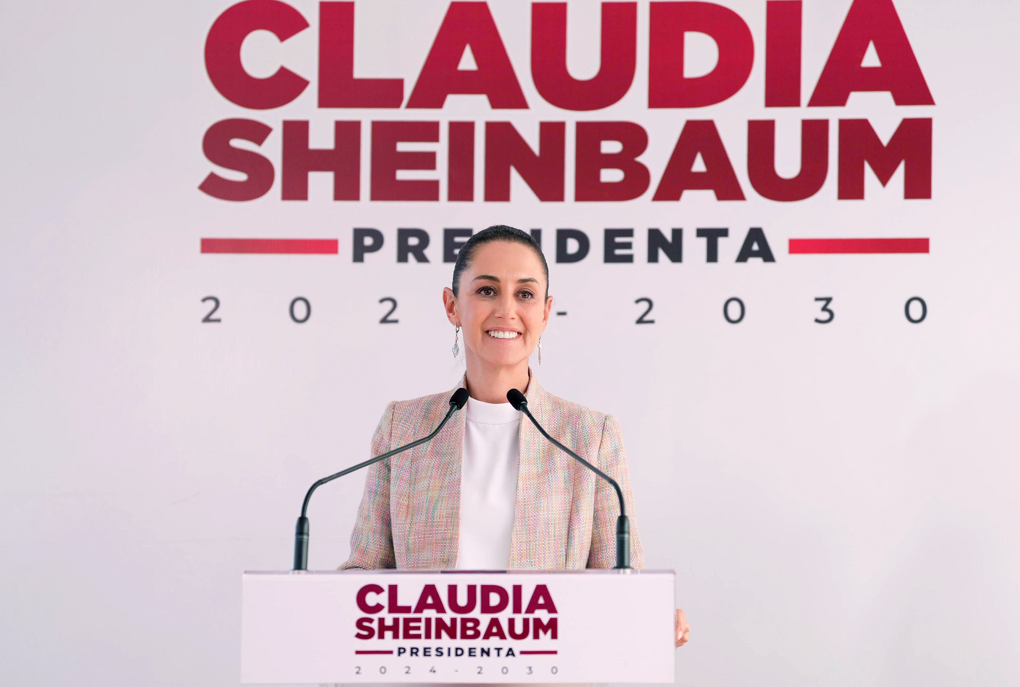 Fotografía cedida este martes, por la Casa de Campaña de Claudia Sheinbaum, que muestra a la presidenta electa de México, Claudia Sheinbaum, durante una rueda de prensa en la Ciudad de México (México). EFE/Casa de Campaña de Claudia Sheinbaum