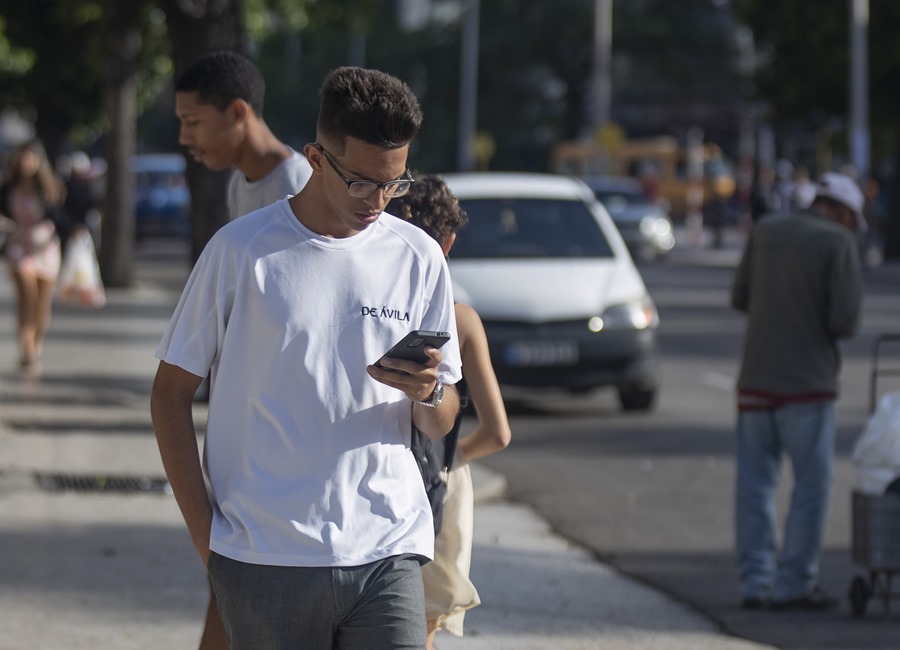 Hackean la cuenta de la Cancillería cubana para promocionar una supuesta criptomoneda