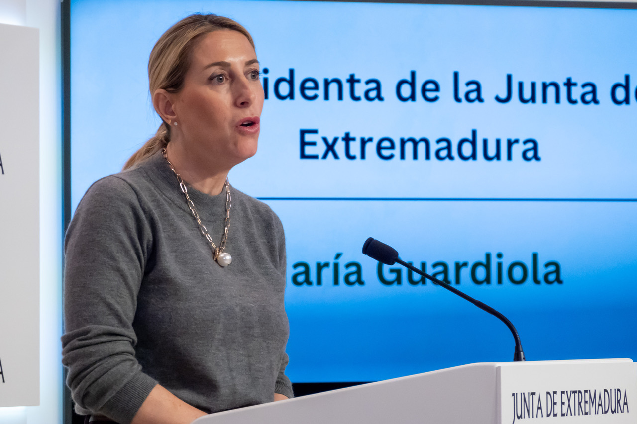 La presidenta extremeña, María Guardiola, descarta en este momento un adelanto electoral.