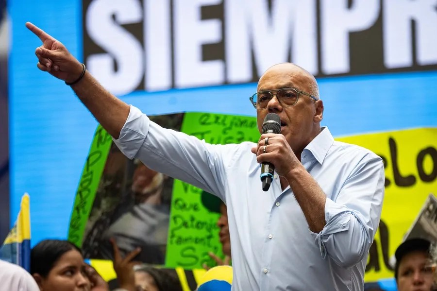 Venezuela dice que Departamento de Estado de EEUU está "bloqueando" vuelos de repatriación