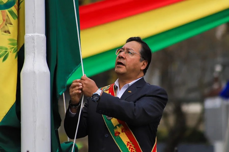 Arce plantea evaluar juicios de Bolivia en La Haya para iniciar "nueva etapa" con Chile