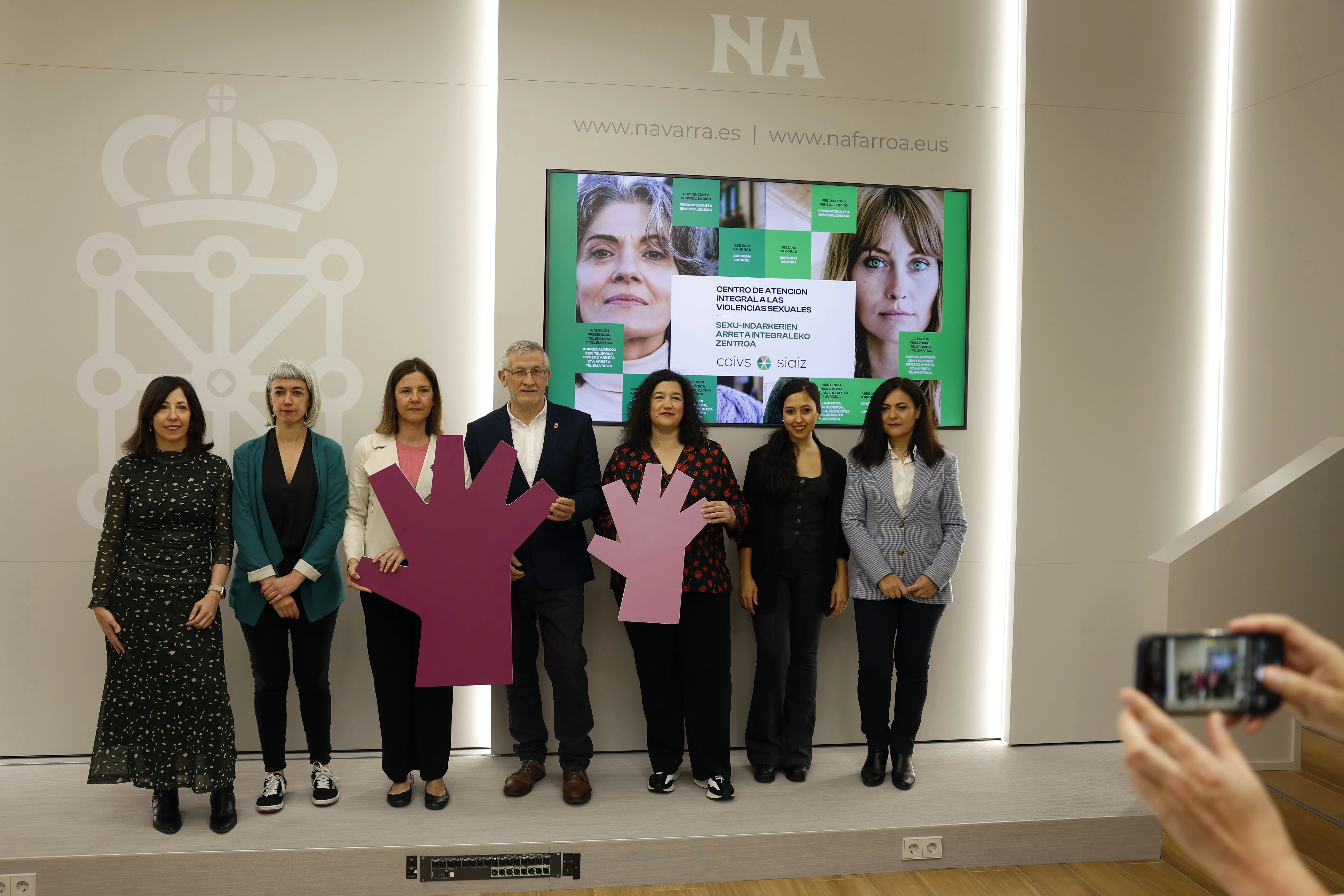 Imagen de los representantes de los profesionales implicados en el Centro de Atención Integral a las Violencias Sexuales (CAIVS)