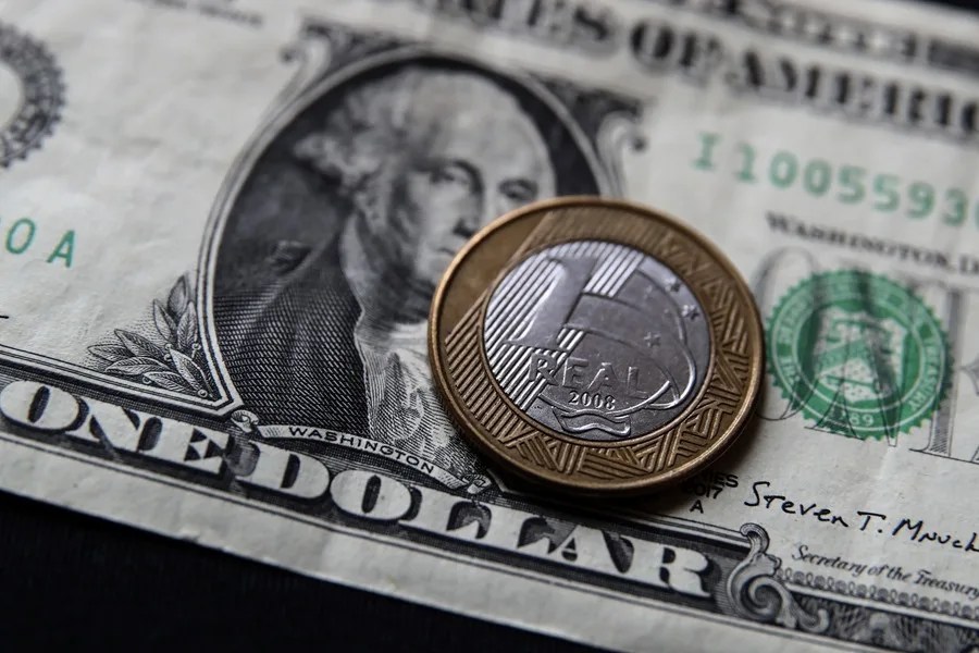 América Latina: entre la obsesión por el dólar y la dolarización oficial
