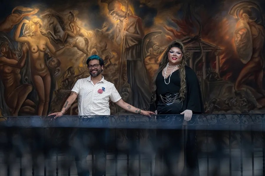 Harvard invita a drags cuentacuentos de México que superaron polémica en feria del libro