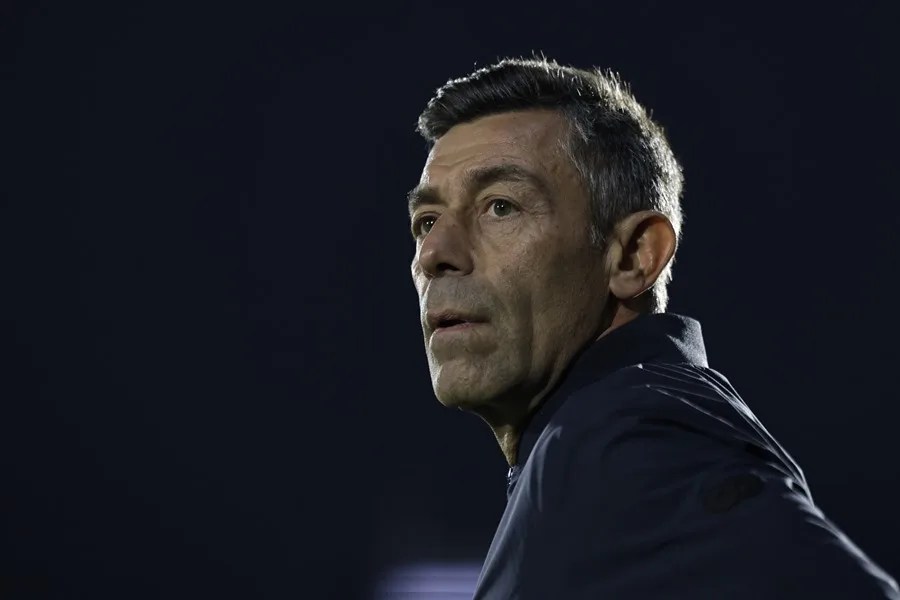 Santos destituye al entrenador portugués Pedro Caixinha