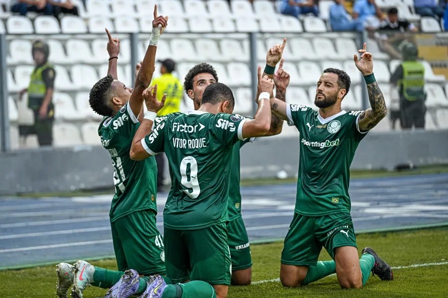 El colombiano Ríos sella la primera victoria del Palmeiras en la Copa Libertadores