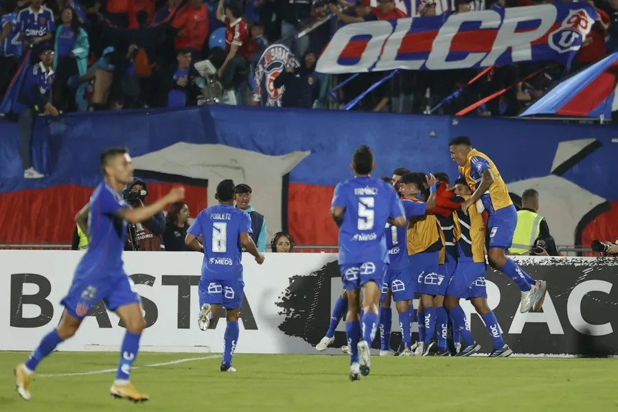 Universidad de Chile sorprende al campeón Botafogo