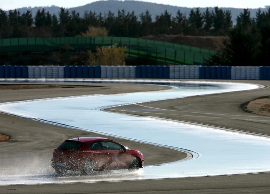 Applus+ ha decidido llevar de nuevo su sede social a Cataluña