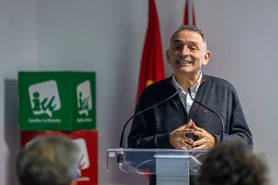 El secretario general del PCE y diputado de IU en el Grupo Sumar, Enrique Santiago,