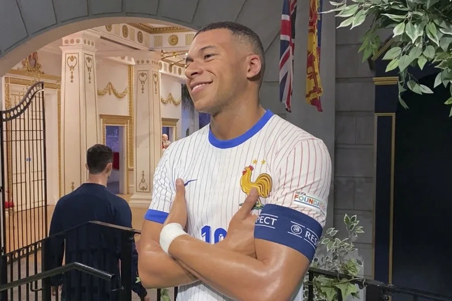 El museo de cera Madame Tussauds de Londres exhibe por primera vez al público la figura de Kylian Mbappé.
