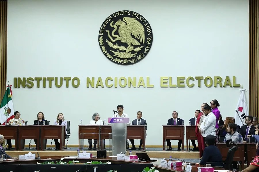 El ente electoral de México valida el triunfo de nuevos ministros de la Corte, pese a la falta de consenso