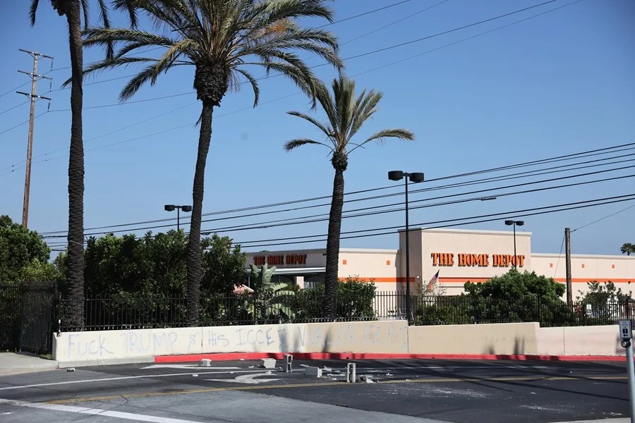 Home Depot, el gigante minorista convertido en la 'zona cero' de las redadas de Trump