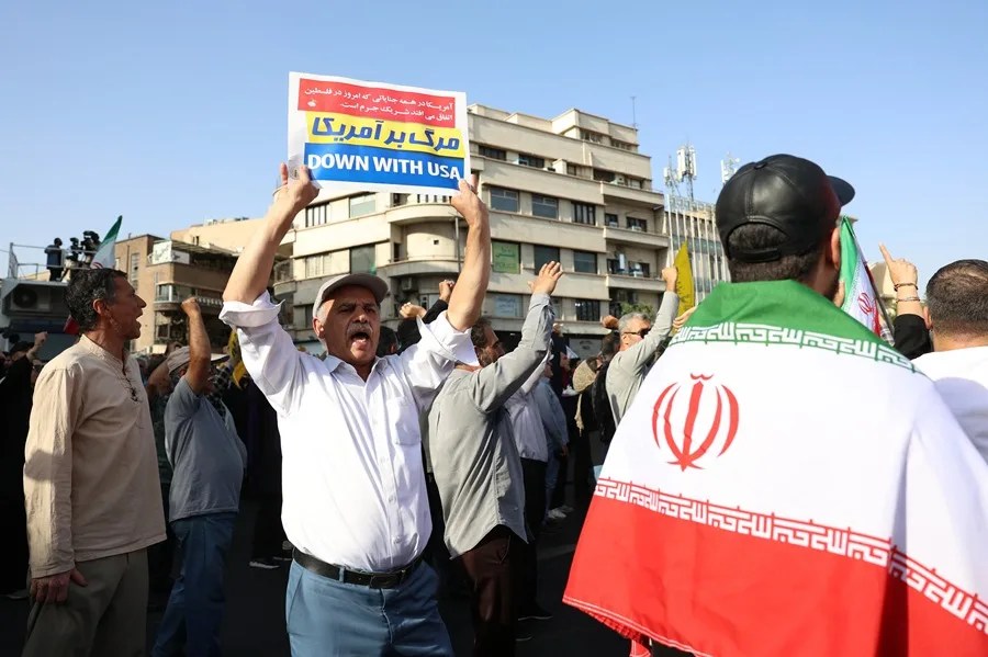 La Casa Blanca insiste en un cambio de régimen si Teherán no apoya una solución pacífica