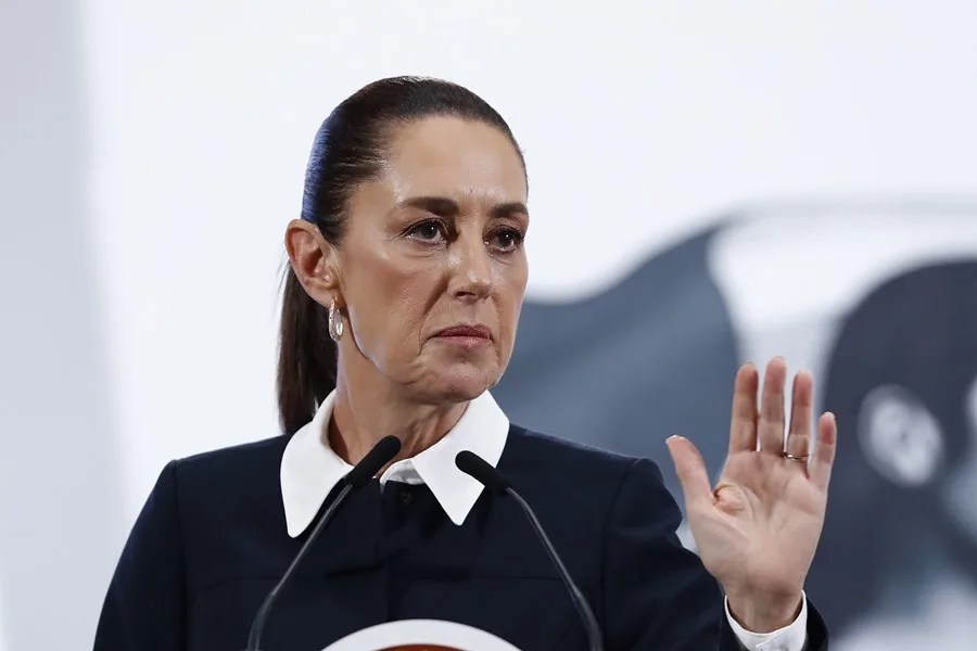 La presidenta de México asegura que los aranceles del 50 % al aluminio y al acero carecen de "sustento legal"