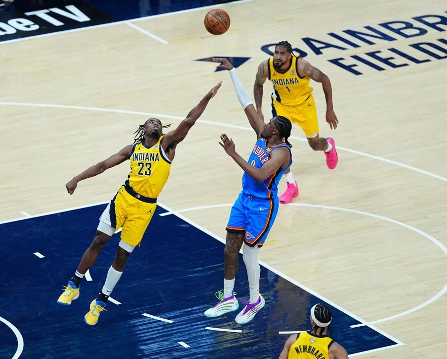 segunda mitad del tercer partido de las finales de la NBA