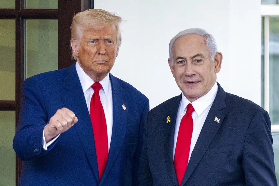 El presidente de Estados Unidos, Donald Trump (i), y el primer ministro israelí, Benajmín Netanyahu (d).