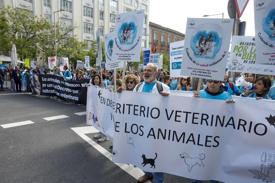 VETERINARIOS PROTESTAS