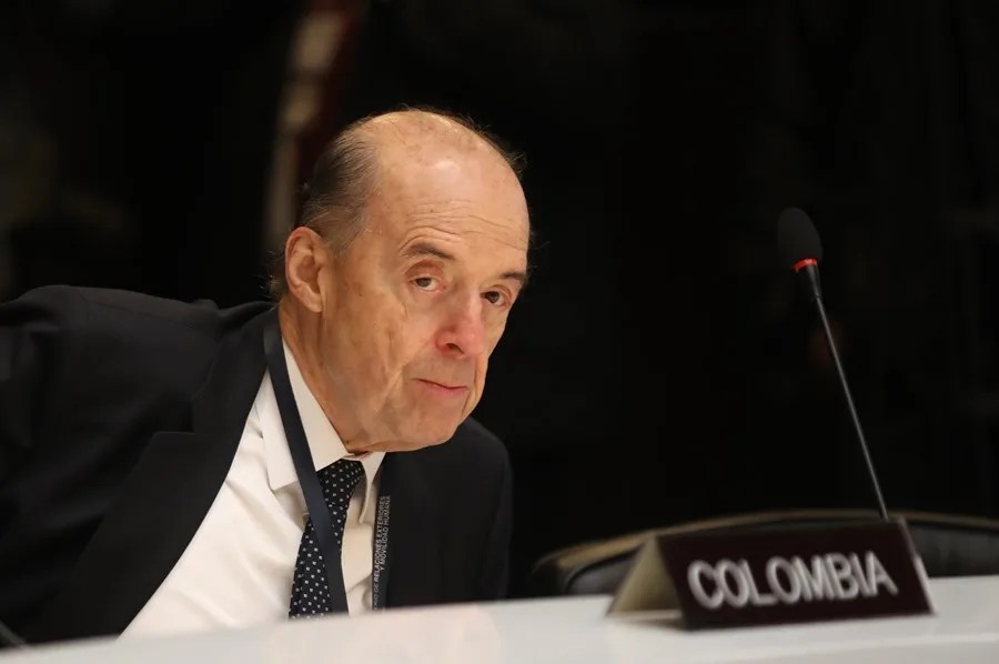 La Fiscalía de Colombia indaga sobre la presunta trama de excanciller para derrocar a Gustavo Petro