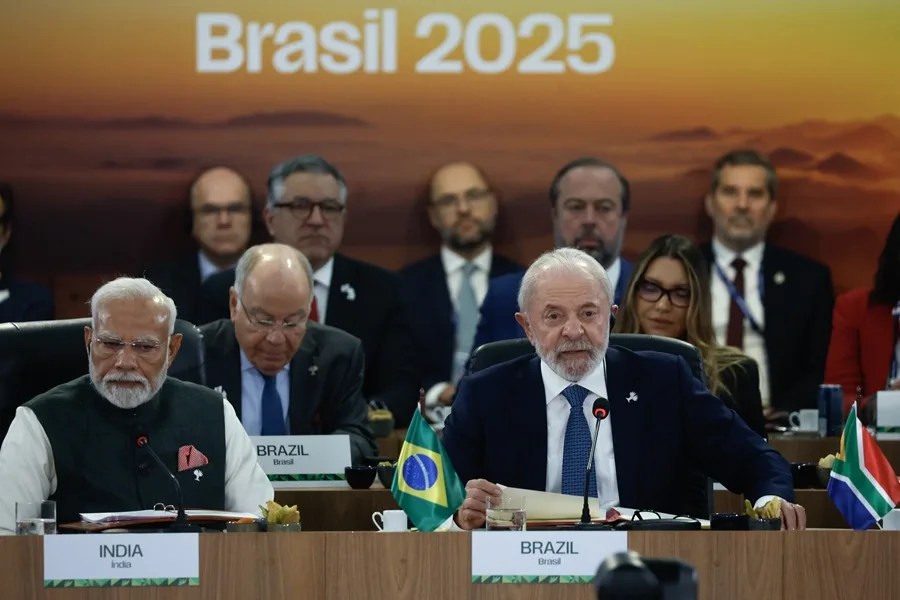 Lula denuncia ante los BRICS que el negacionismo "está saboteando el futuro" del planeta