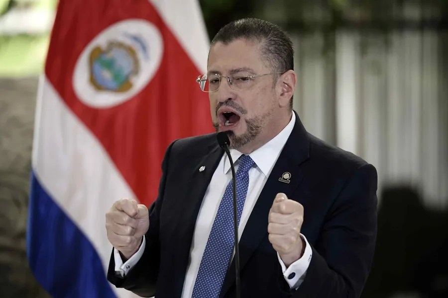 El presidente de Costa Rica, Rodrigo Chaves, dice que la acusación penal en su contra es "absurda"