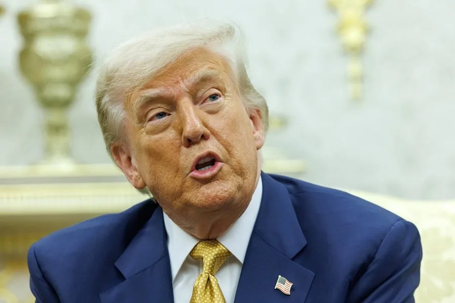 "¡Ya no quiero su apoyo!", dice Trump a sus seguidores que critican el manejo del caso Epstein