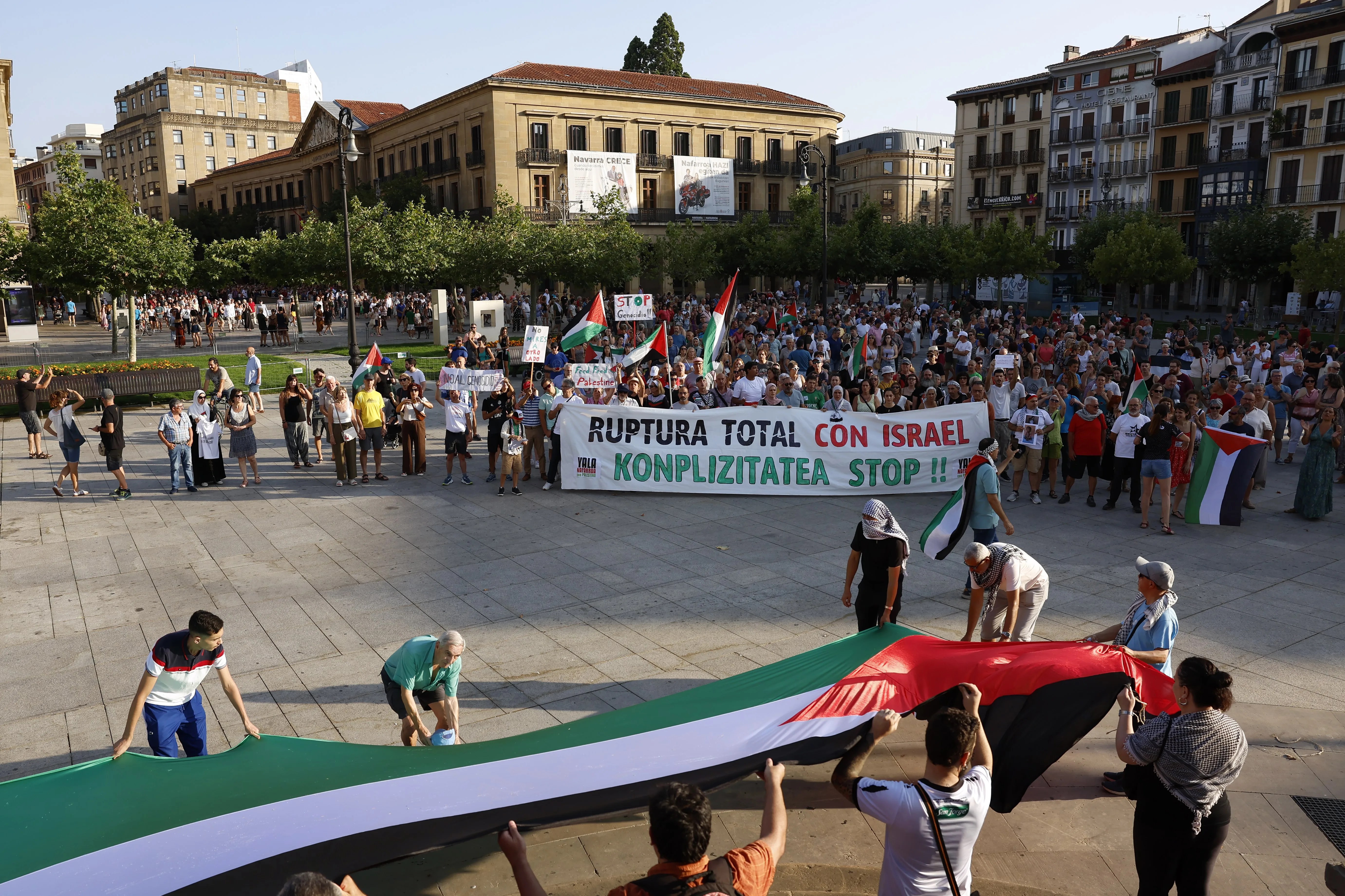 Imagen de la manifestación pro-Palestina que ha marchado este domingo por las calles de Pamplona
