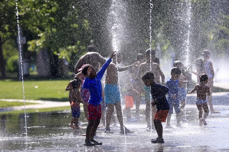 La ola de calor se extiende