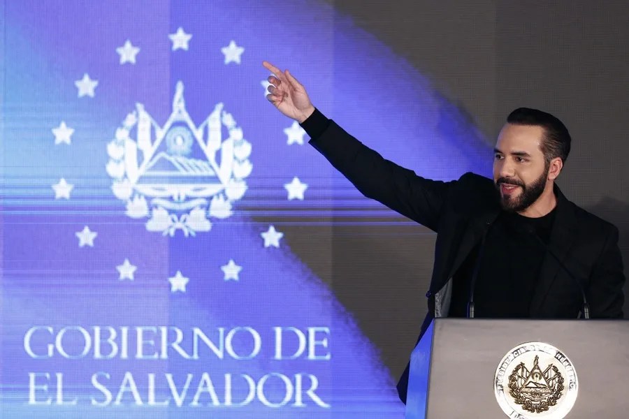 Bukele y la reforma a la Constitución de El Salvador: luz verde para un tercer mandato