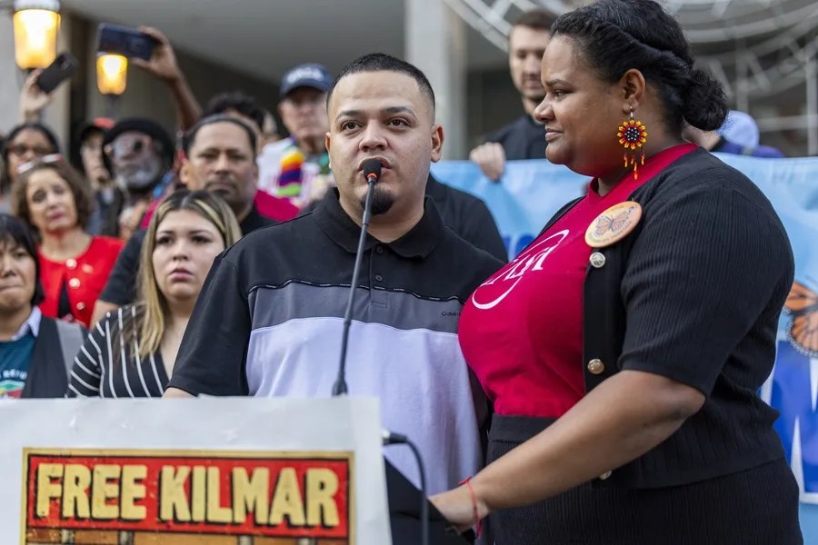 El ICE detiene a Kilmar Abrego, el salvadoreño ahora amenazado con ser deportado a Uganda