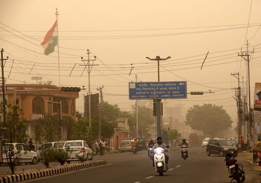 OLA CALOR CONTAMINACION