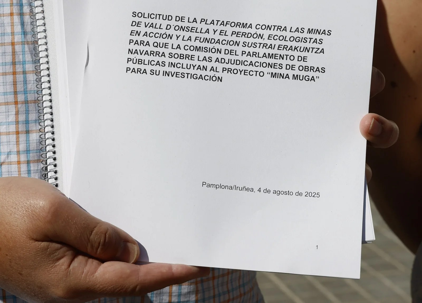 La Plataforma contra las Minas de La Bal solicitaron incluir al proyecto Mina Muga en la Comisión de Investigación abierta en el Parlamento