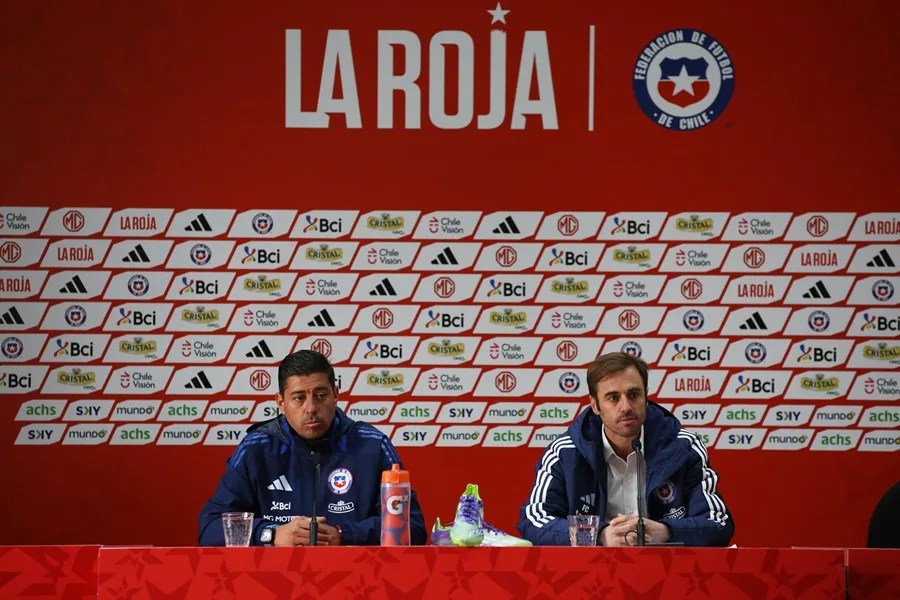 Chile inicia su renovación ante Brasil y Uruguay borrando a la ‘Generación Dorada’