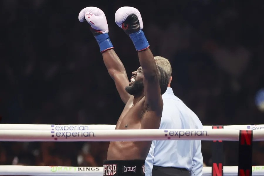 Tristeza en el boxeo mexicano: Canelo Álvarez pierde ante Crawford