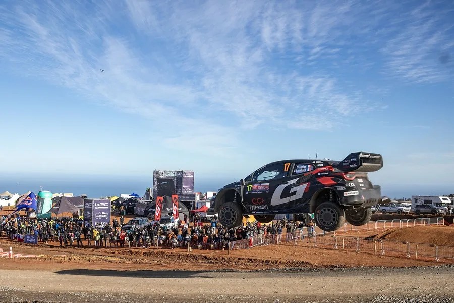 Ogier gana Rally de Chile y lidera el WRC en su carrera 200