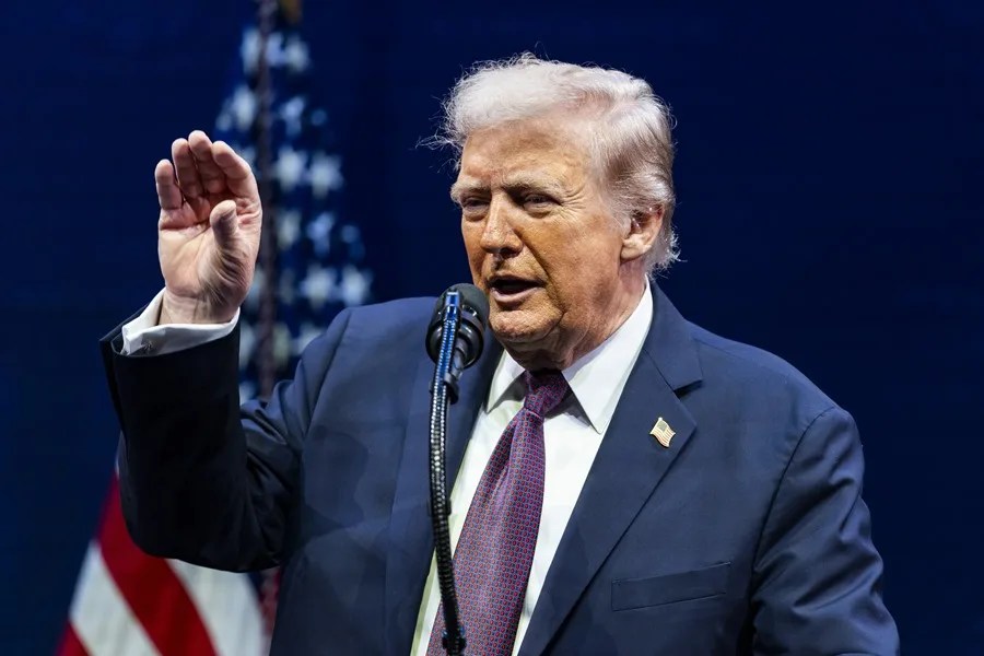 El Congreso de EE.UU. obtiene el dibujo que supuestamente Trump le regaló a Epstein por su cumpleaños