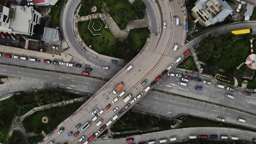 El Gobierno chileno critica la idea de un candidato de Bolivia de legalizar los autos robados en Chile