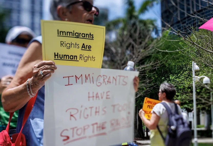 La última ola migratoria elevó la población indocumentada de EE.UU. a 13,7 millones en 2023
