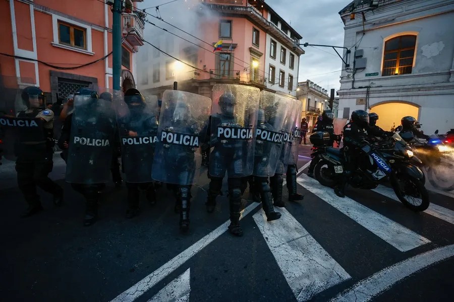 Ecuador: Noboa impulsa una ley urgente para modernizar las Fuerzas Armadas  y la Policía