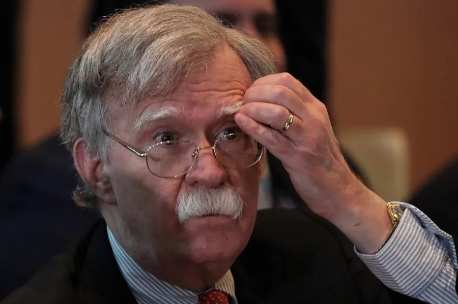 La imputación a Bolton acelera el cerco de Trump contra sus críticos