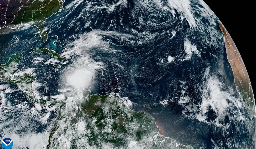 Haití y otros países se preparan ante Melissa, que puede pasar de tormenta tropical a huracán el jueves