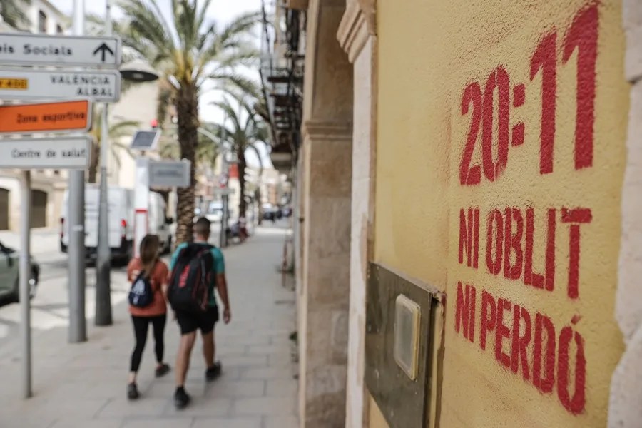 Una pintada realizada en una casa afectada por la dana