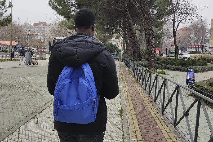 Imagen de una persona migrante.