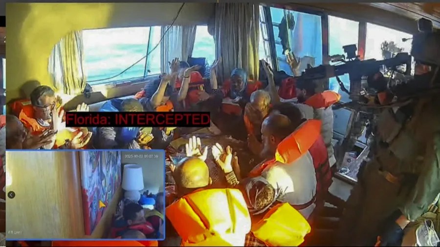 Barco Florida de la flotilla interceptado en aguas del Mediterráneo por la Armada israel. EFE/ Captura de la señal de la Global Flotilla Sumud