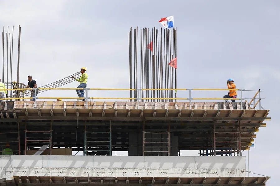 INVERSION ESPAÑOLA LATINOAMERICA