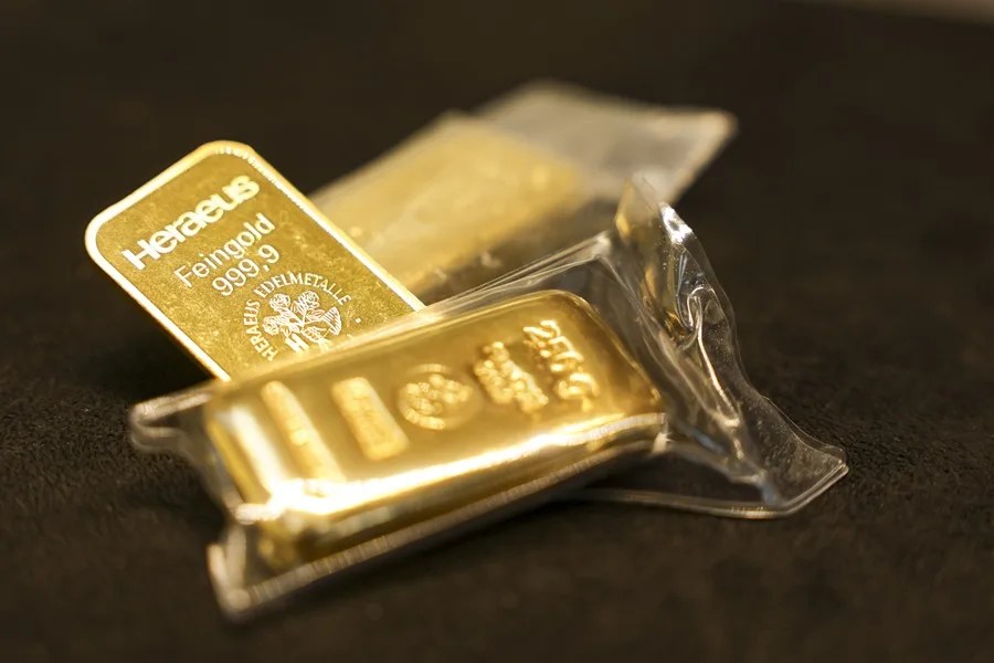 Lingotes de oro expuestos en una tienda de oro en Essen, Alemania.