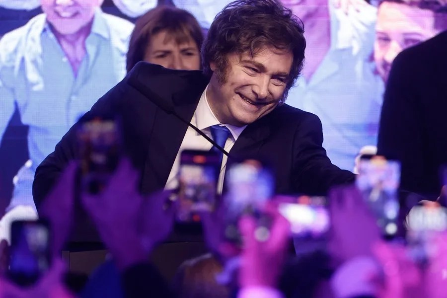 Fotografía de archivo del presidente de Argentina, Javier Milei, tras conocer los resultados de las elecciones legislativas en Buenos Aires (Argentina). EFE/ Juan Ignacio Roncoroni