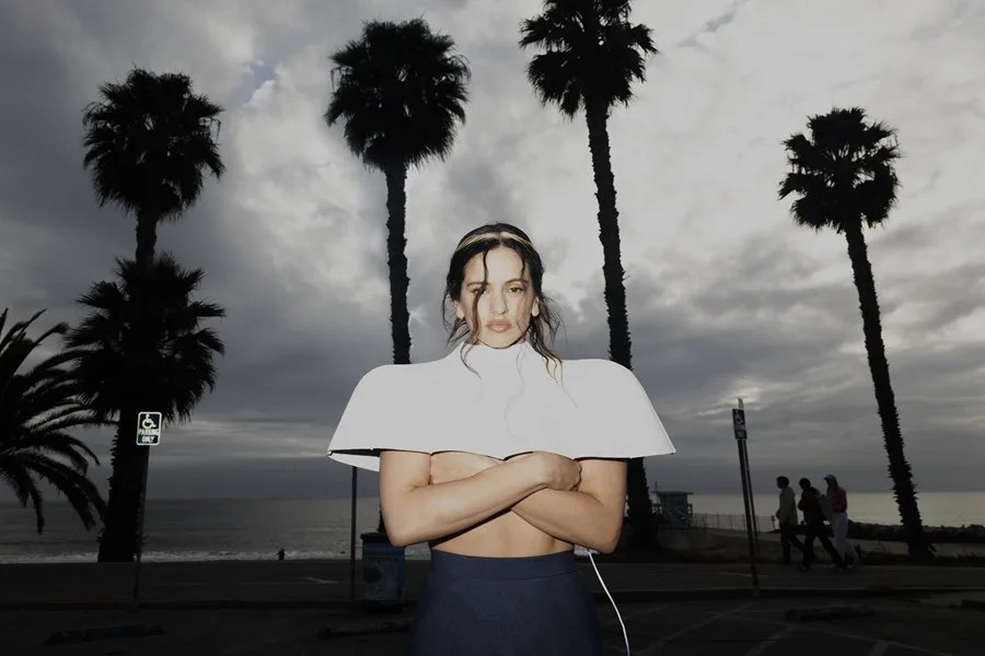 Fotografía cedida este lunes por Sony México de la cantante española Rosalía. EFE/Sony México