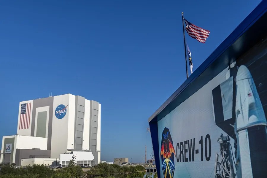 Trump vuelve a nominar a piloto y empresario vinculado con Musk para dirigir la NASA
