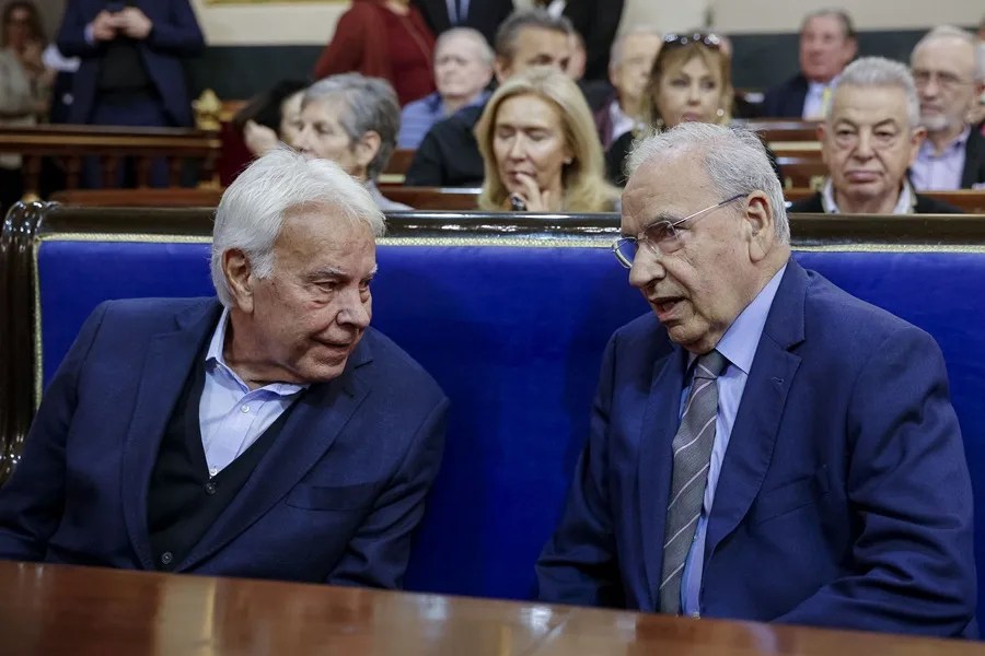 Felipe González política insultos