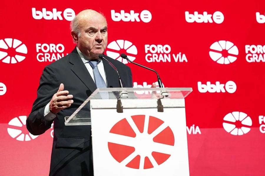 DE GUINDOS GASTO DEFENSA